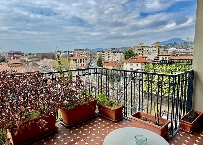 Il Balconcino-cozy Бергамо